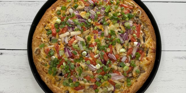 Spicy Chicken Pizza