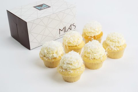 Lemon Coconut Cupcake