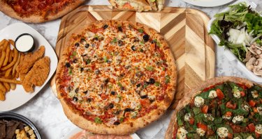Tomatoes II Pizzeria
