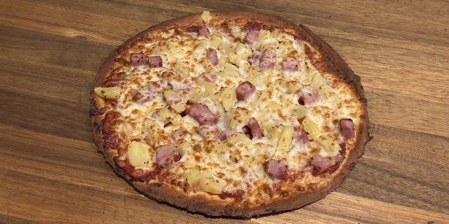 Gluten-Free 10" Ham & Pineapple Pizza