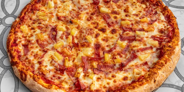 Hawaiian Pizza