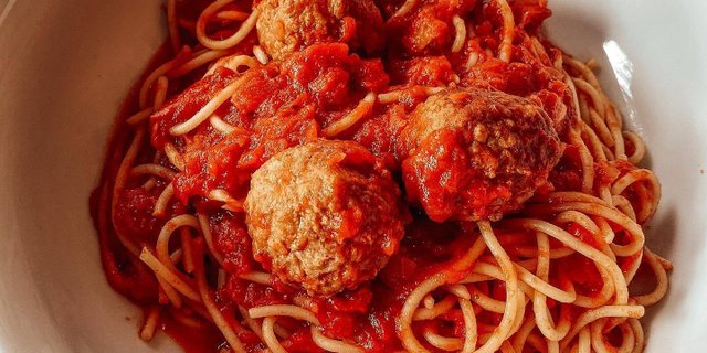 Spaghetti & Meatballs