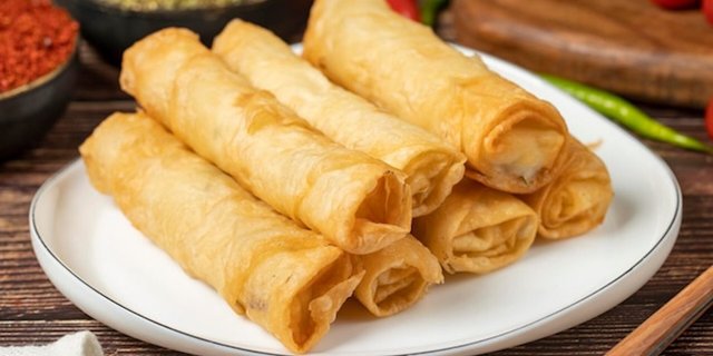 Pastry Roll w/ Cheese