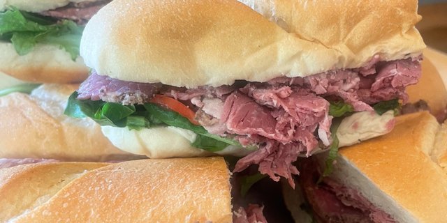 Beef Pastrami Sandwich Large Platter (10 Sandwiches Cut In Half)