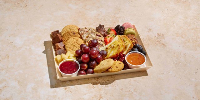 Sweet Grab & Graze