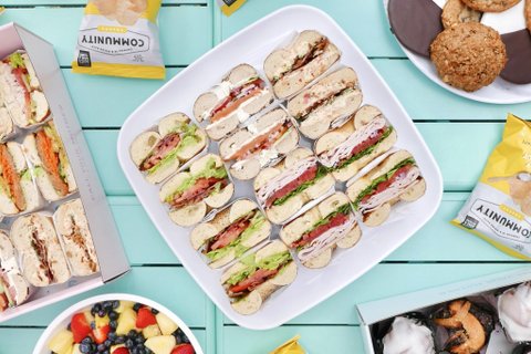 12 Box O' Bangers Sandwich Box