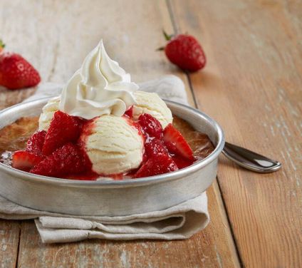 Strawberry Shortcake Pizookie®