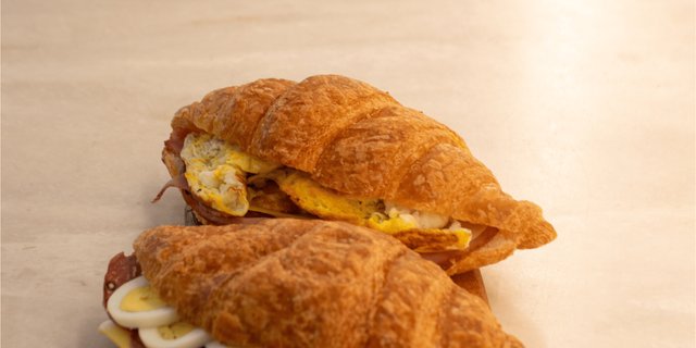 Croissant Egg Salami