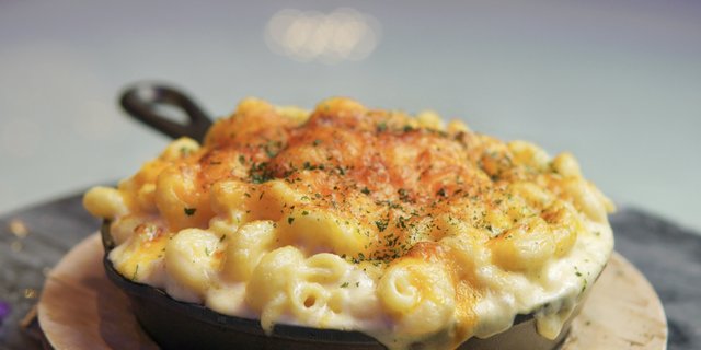Oxtail Baked Mac