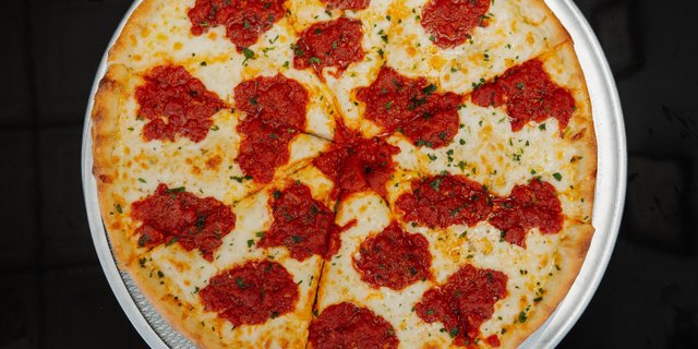 Deep Dish Pizza