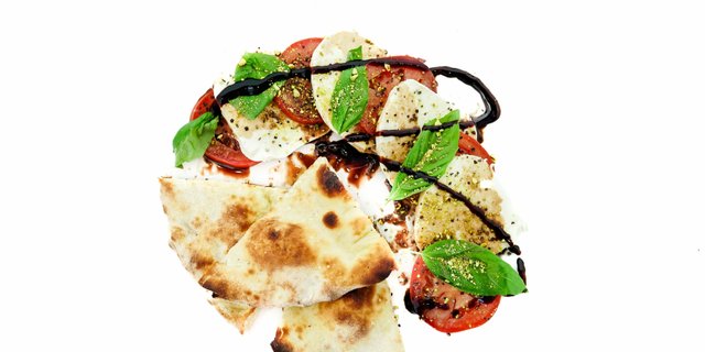 Insalata Caprese Salad