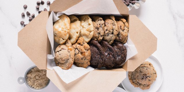 Dozen Cookie Kraft Box