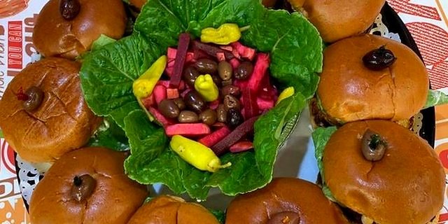 Jumbo Smokey Lamb Burger Tray