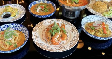 At Nine Restaurant & Bar