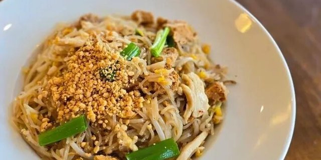 Country-Style Pad Thai