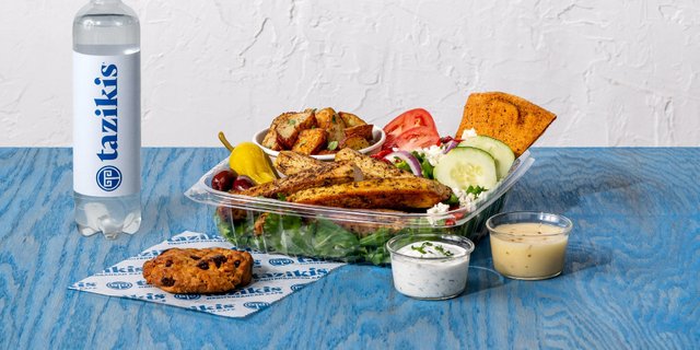 Chicken Feast Deluxe Boxed Lunch