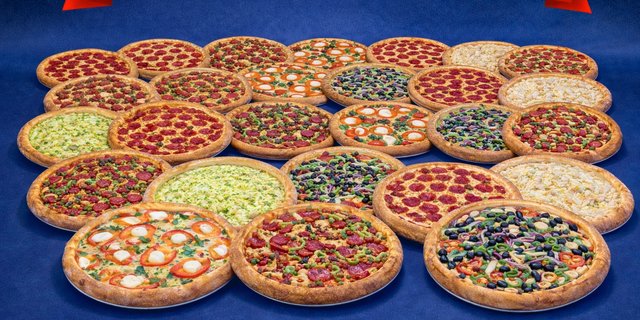 18 XL Pizzas For 75 People (216 Slices)