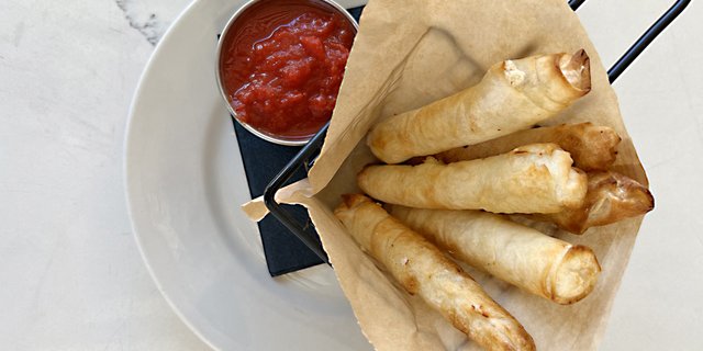 Pyhllo Cheese Rolls
