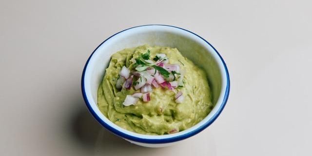 Chips & Guacamole Tray