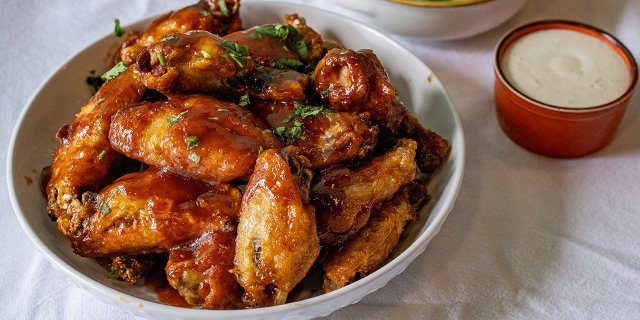 Julieta Wings