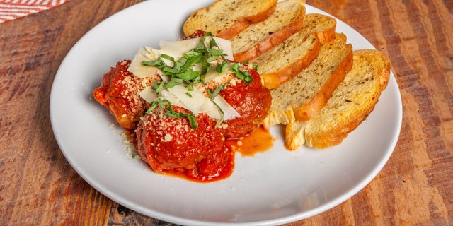 Classic Italian Meatballs