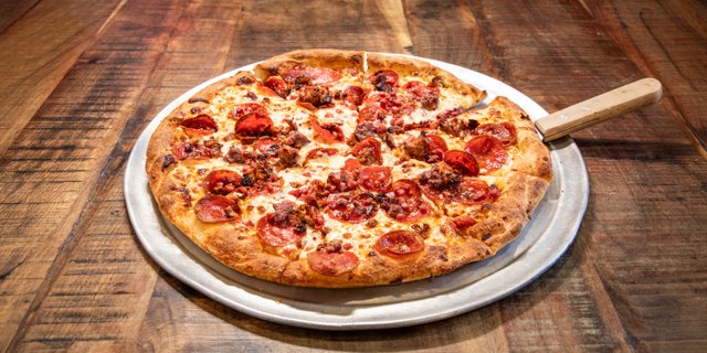 Macho-Man Pizza