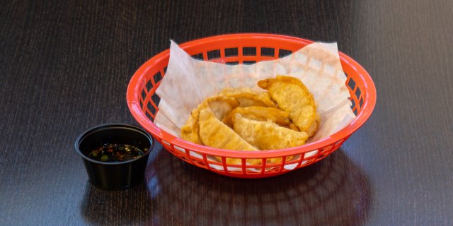 Crispy Chicken Dumplings