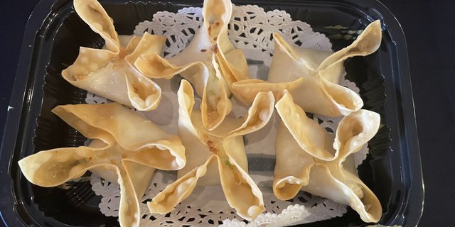 Crab Meat Cheese Puff