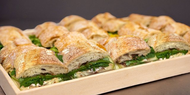 Garden Apple & Brie Sandwich Tray