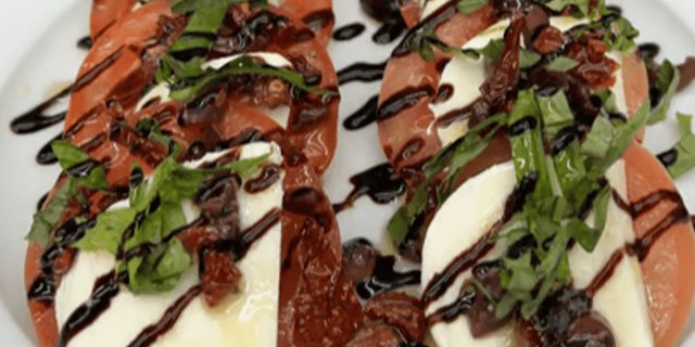 Tomato Caprese Salad