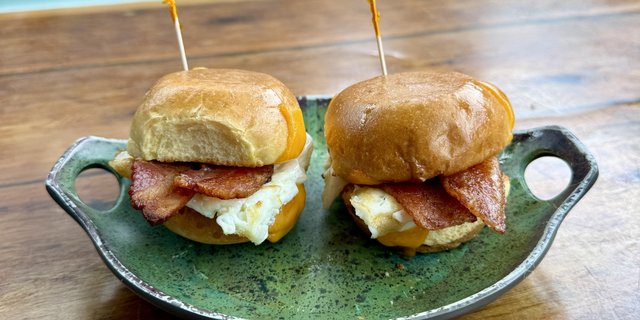 Breakfast Sliders