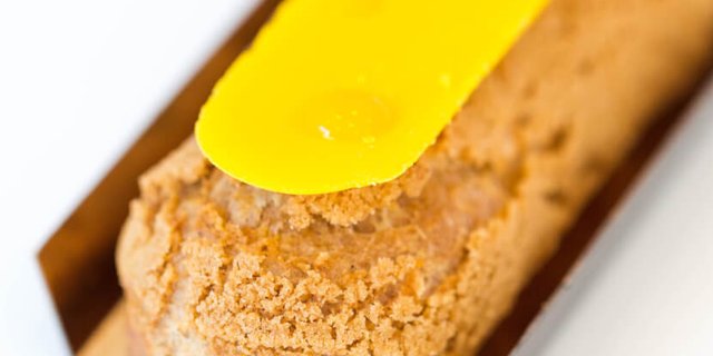 Mango Eclair