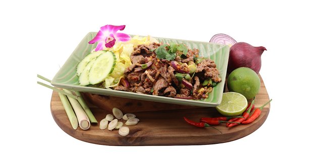 Yum Beef Salad Tray