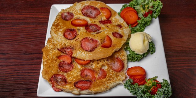 Strawberry Pancakes