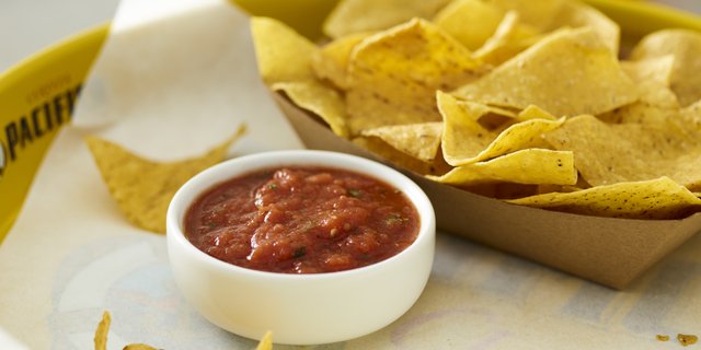 Chips & Rojo Salsa