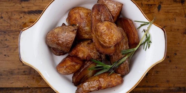 Roasted Rosemary Potatoes