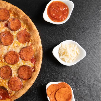 Vegan Pepperoni Pizza