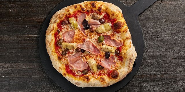 Capricciosa Pizza