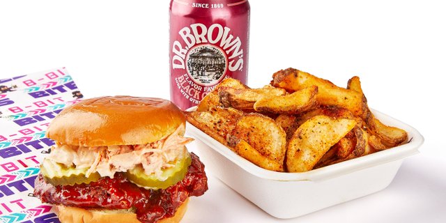 Nashville Chicken Sandwich Boxed Lunch