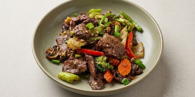 Garlic Pepper Stir-Fry Party Tray