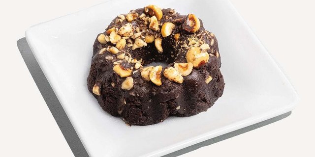Hazelnut Chocolate Cake