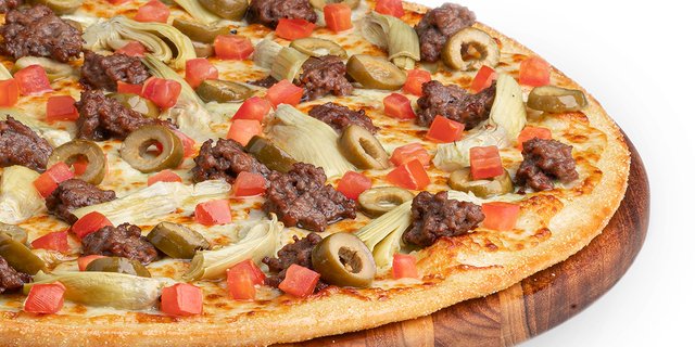 Gluten-Free Impossible™️ Artichoke Pesto Pizza