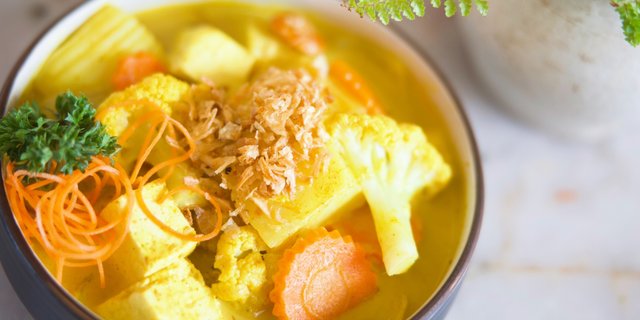 Yellow Curry Boxed Lunch