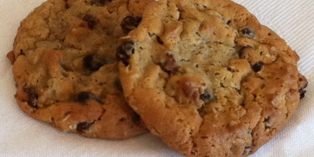Oatmeal Raisin Cookie