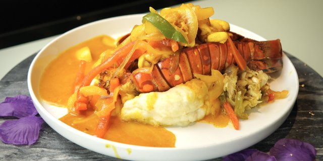 Curry Lobster Tail