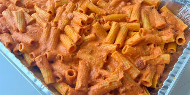 Rigatoni w/ Vodka Sauce