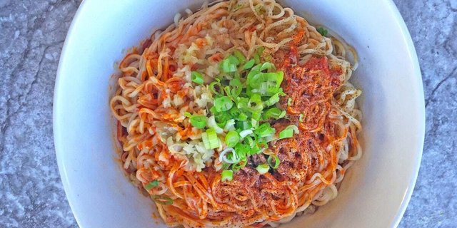 Vegan Red-Oil Sesame Noodle Boxed Lunch