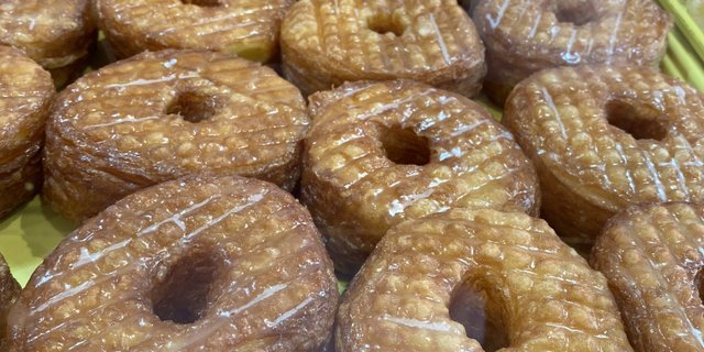 Croissant Donut