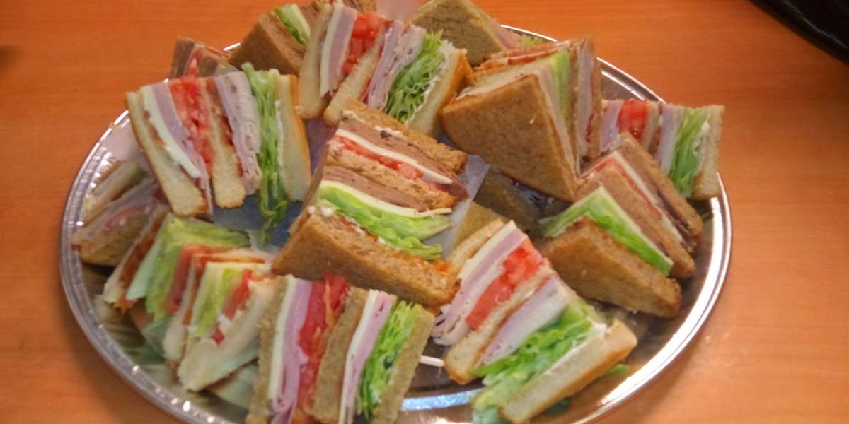 Paradise Pizza, Pasta & Catering in Bellmawr, NJ 132 W Browning Rd