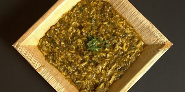 Leela Lasun Kheema Tray